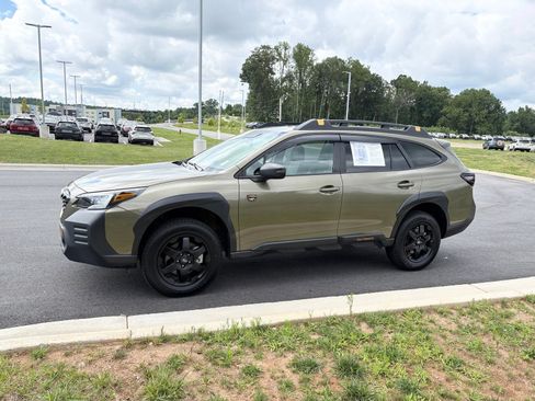 Certified 2023 Subaru Outback Wilderness AWD/4WD image 4