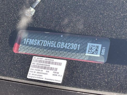Used 2020 Ford Explorer XLT w/ Equipment Group 202A RWD image 31