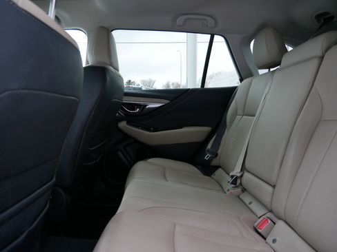 Used 2023 Subaru Outback Limited image 7