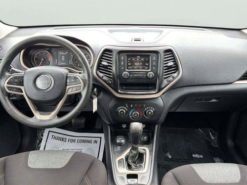 Used 2017 Jeep Cherokee Sport AWD/4WD image 20
