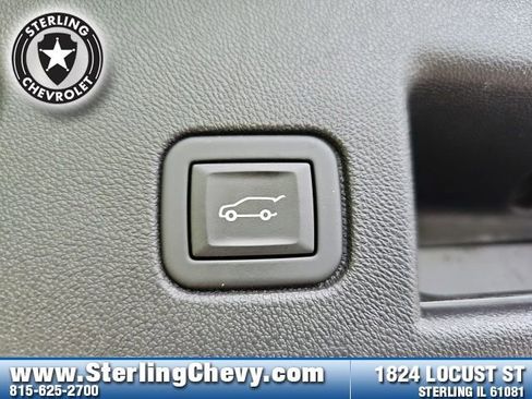 Used 2023 Chevrolet Equinox LT w/ Driver Convenience Package image 27