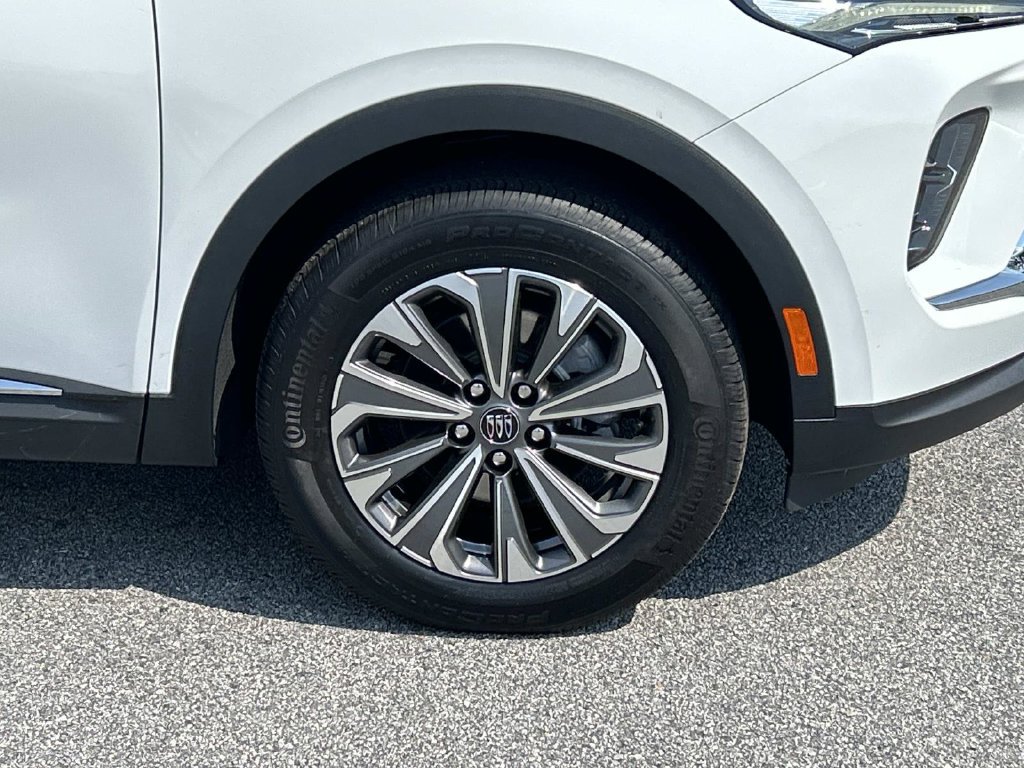Used 2024 Buick Envision Preferred AWD/4WD image 10