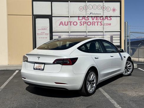 Used 2022 Tesla Model 3 RWD image 7