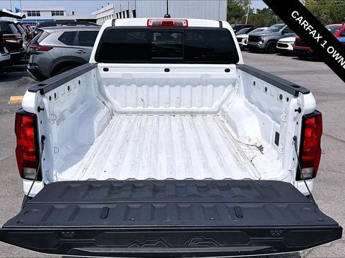 Used 2025 Chevrolet Colorado W/T w/ WT Convenience Package II RWD image 16