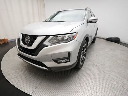 Used 2019 Nissan Rogue SL AWD/4WD image 12