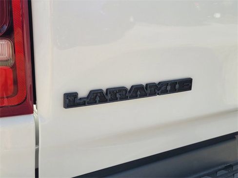 Certified 2022 RAM 1500 Laramie image 11