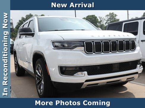 Used 2025 Jeep Wagoneer Series III w/ Premium Group I AWD/4WD image 1