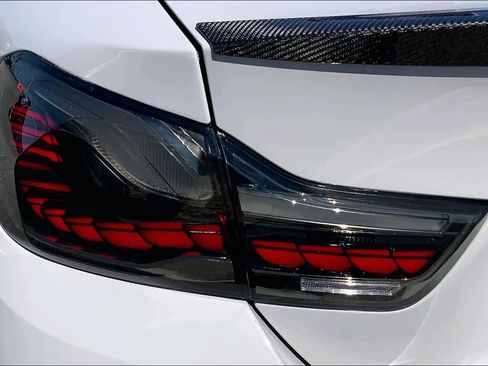 Used 2020 BMW M4 Coupe w/ Competition Package RWD image 28