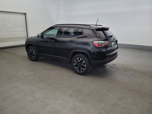 Used 2019 Jeep Compass Sport AWD/4WD image 3
