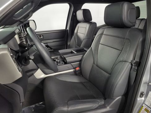 Used 2025 Toyota Tundra Limited w/ TRD Off-Road Package AWD/4WD image 14