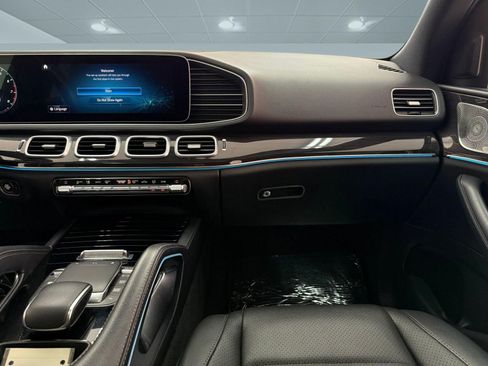 Used 2021 Mercedes-Benz GLE 350 4MATIC w/ Premium Package image 26
