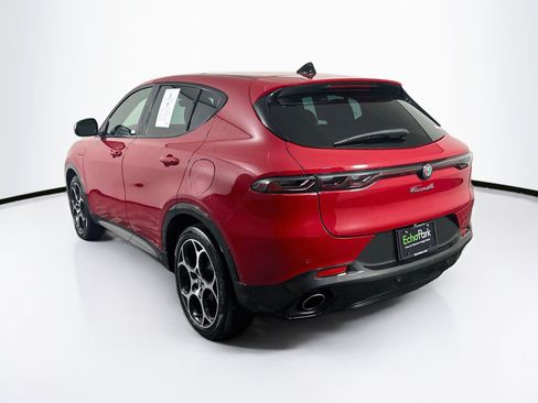 Used 2024 Alfa Romeo Tonale Veloce AWD/4WD image 5