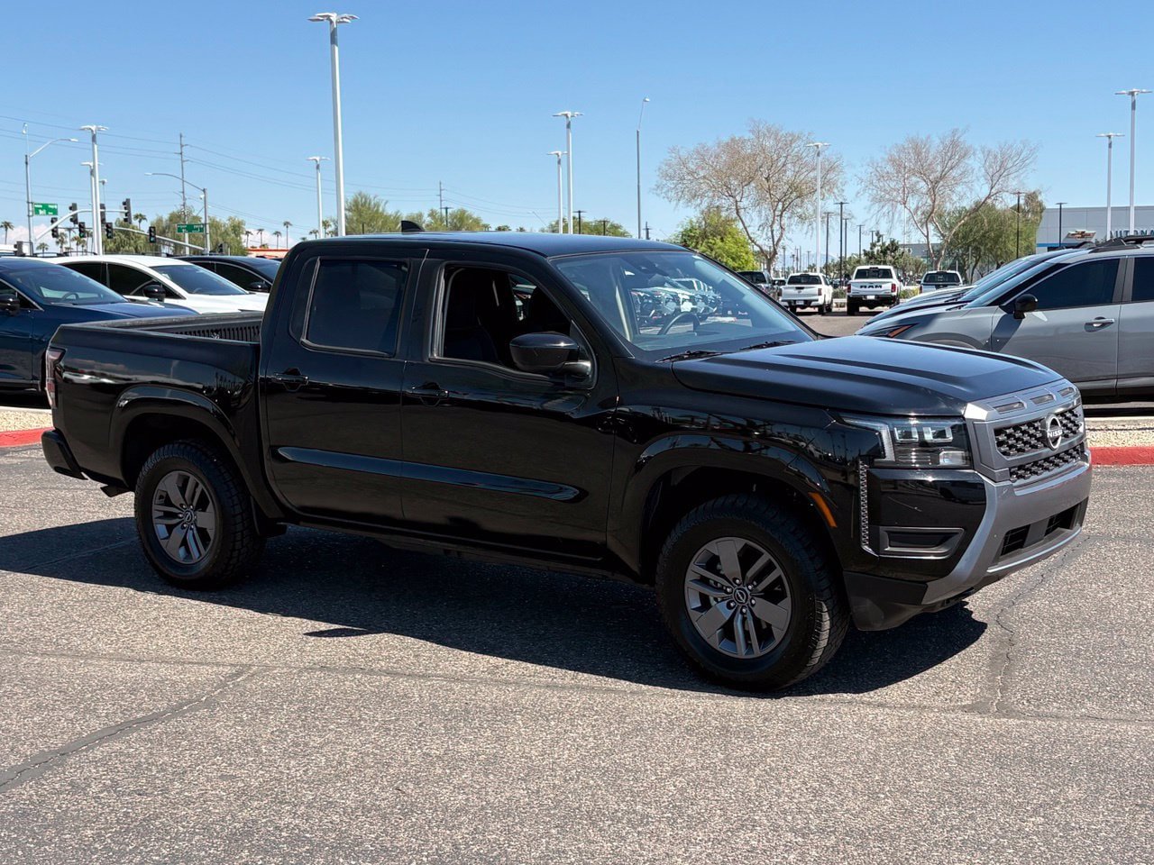 Certified 2026 Nissan Frontier SV AWD/4WD image 8
