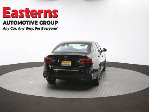 Used 2023 Nissan Altima 2.5 SR AWD/4WD image 42