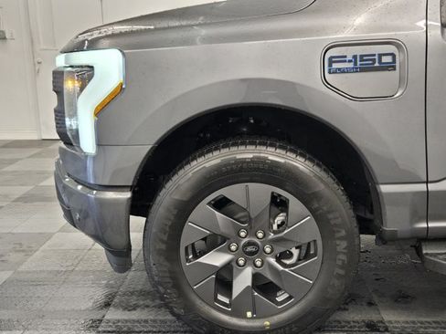 New 2025 Ford F150 Lightning Flash AWD/4WD image 10
