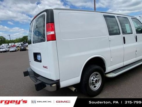 Used 2022 GMC Savana 2500 w/ Driver Convenience Package RWD image 10