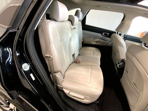 Used 2023 Kia Sorento S w/ Panoramic Sunroof Package FWD image 20