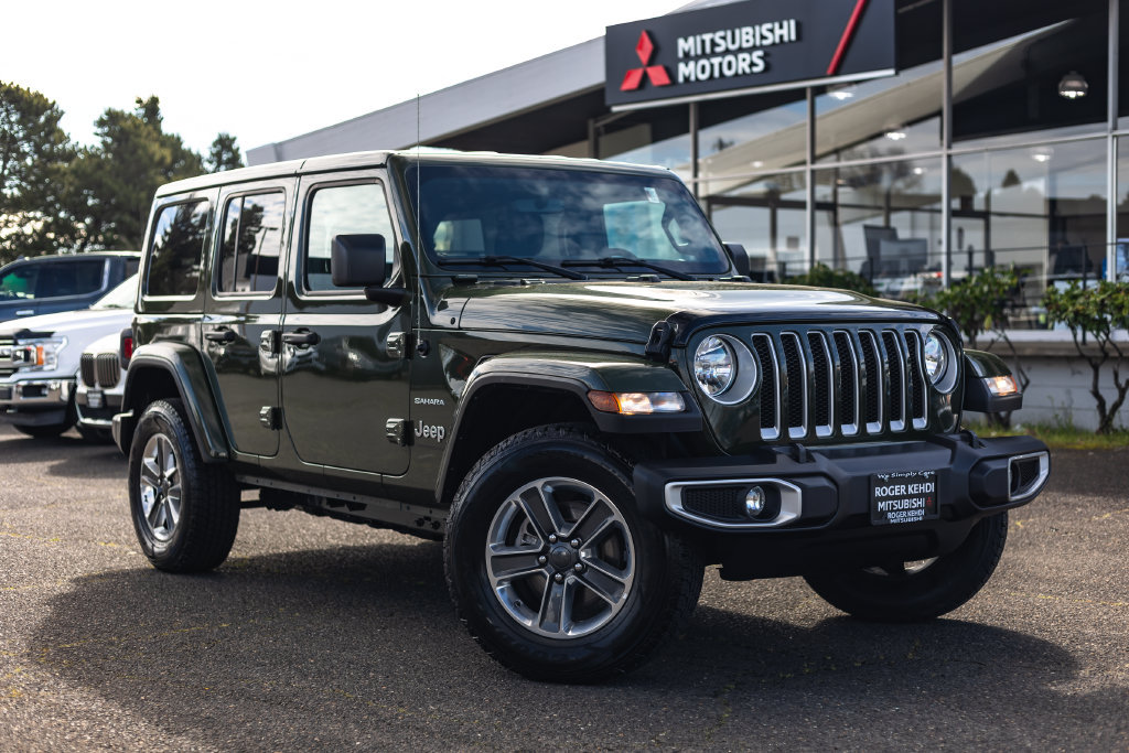 Used 2023 Jeep Wrangler Unlimited Sahara AWD/4WD image 1