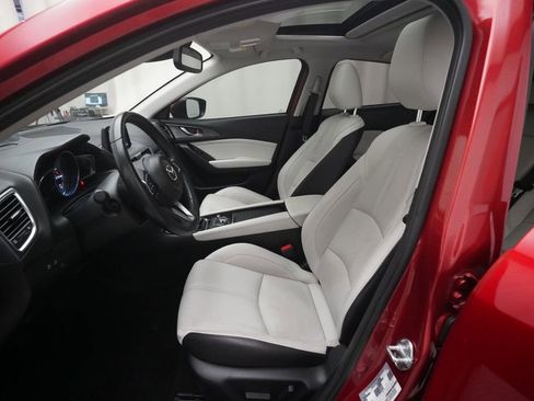 Used 2018 MAZDA MAZDA3 Grand Touring w/ Premium Equipment Package image 6