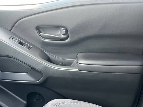 New 2027 Nissan Frontier SV w/ All-Weather Content Package RWD image 26