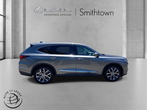 Used 2022 Acura MDX SH-AWD w/ Technology Package image 4