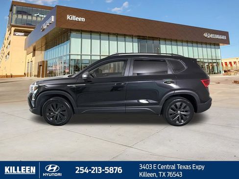 Used 2024 Volkswagen Taos S w/ MDO Package FWD image 4