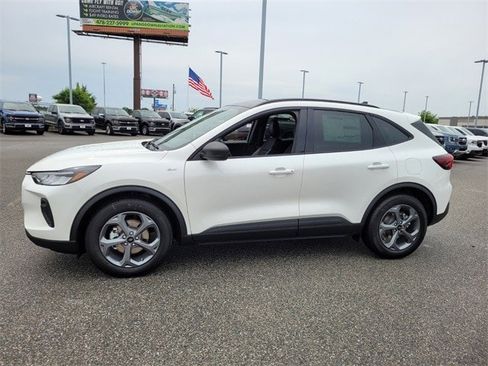 New 2025 Ford Escape ST-Line w/ Tech Pack #1 image 30