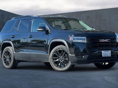 Used 2023 GMC Acadia SLE w/ Driver Convenience Package