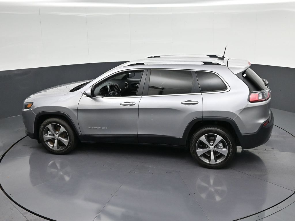 Used 2020 Jeep Cherokee Limited FWD image 27