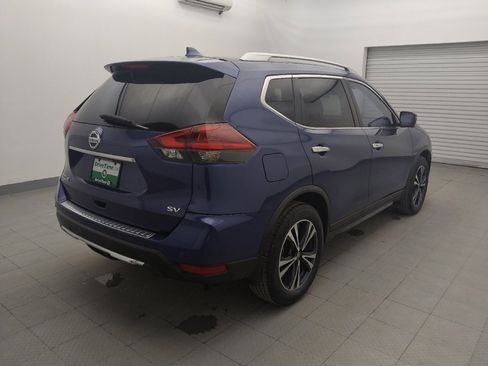 Used 2019 Nissan Rogue SV w/ Premium Package image 9