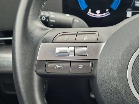 Used 2025 Hyundai Kona SEL FWD image 21