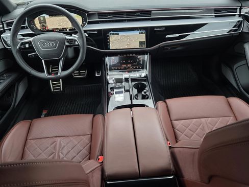 Used 2024 Audi S8 image 15