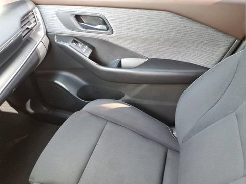Used 2023 Nissan Rogue S AWD/4WD image 26