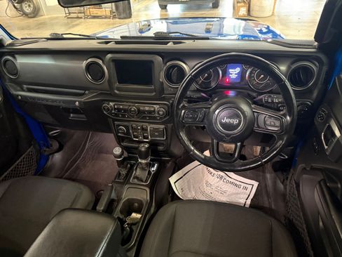 Used 2023 Jeep Wrangler Unlimited Sport w/ Cold Weather Group AWD/4WD image 29