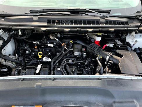 Used 2021 Ford Edge Titanium FWD image 32