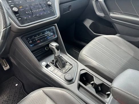 Used 2023 Volkswagen Tiguan SE R-Line AWD/4WD image 25