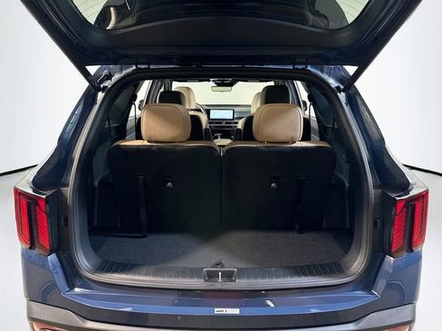 Used 2024 Kia Sorento SX Prestige w/ Olive Brown Leather Package image 22