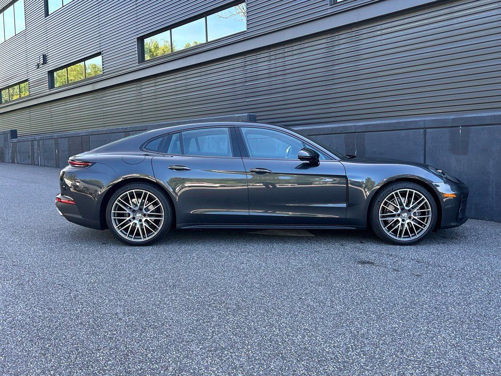 Certified 2026 Porsche Panamera 4 AWD/4WD image 11