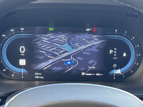 Used 2025 Volvo XC60 B5 Plus image 21