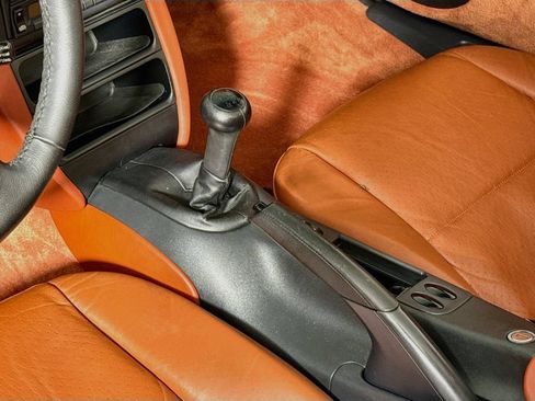 Used 1998 Porsche Boxster RWD image 16