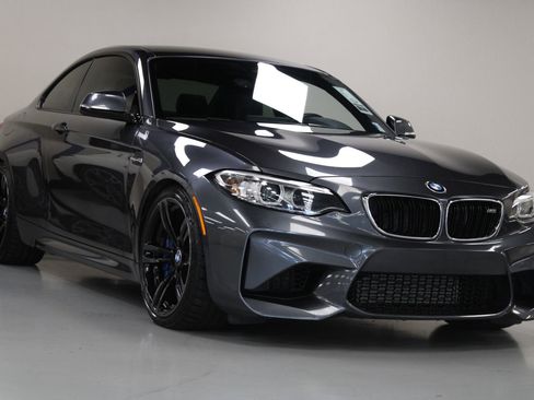 Used 2017 BMW M2 image 3