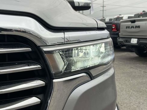 Used 2025 RAM 1500 Laramie image 9