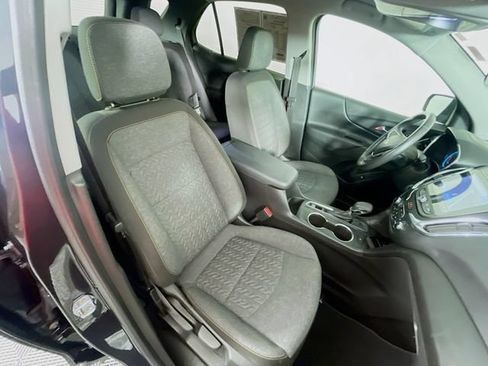 Used 2022 Chevrolet Equinox LT FWD image 29