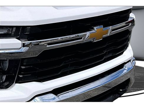 Used 2025 Chevrolet Silverado 2500 LT w/ Convenience Package AWD/4WD image 31