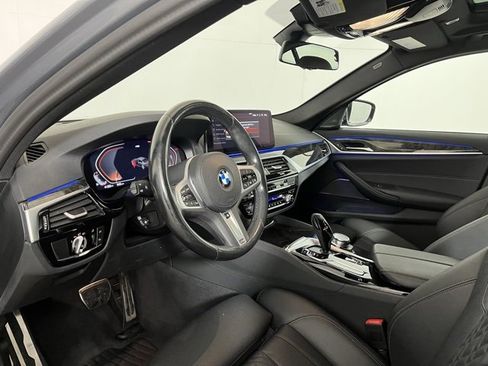 Used 2023 BMW 530i xDrive w/ M Sport Package image 9