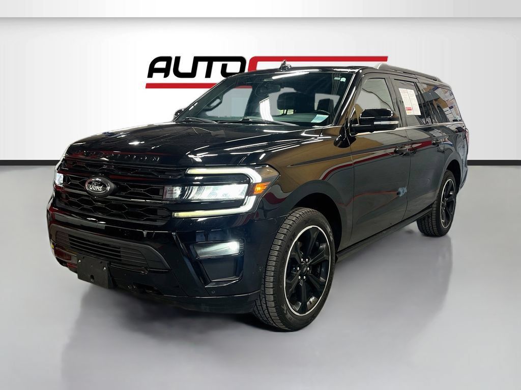 Used 2022 Ford Expedition Max Limited AWD/4WD image 3