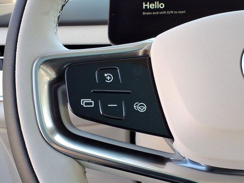 New 2025 Volvo EX90 Ultra w/ Protection Package Premier image 18