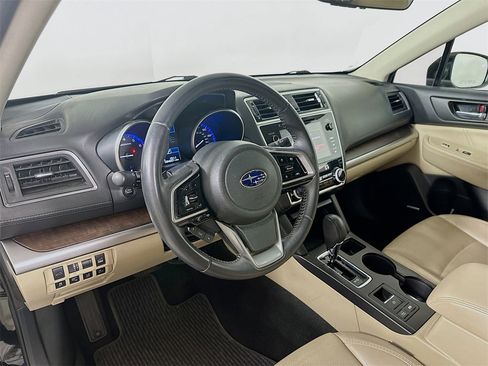 Used 2018 Subaru Outback 2.5i Limited image 10