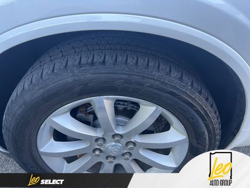 Used 2017 Buick Enclave Premium w/ Experience Buick Package image 8