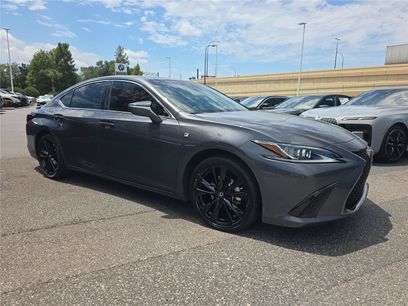 Used 2023 Lexus ES 350 F Sport w/ Accessory Package (Z1)